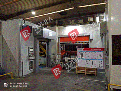 Torsion beam of a certain model Torsion beam of a certain model