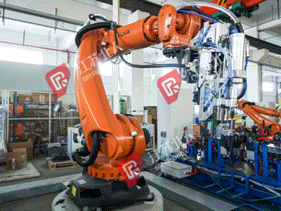 Rotary tapping riveting Rotary tapping riveting